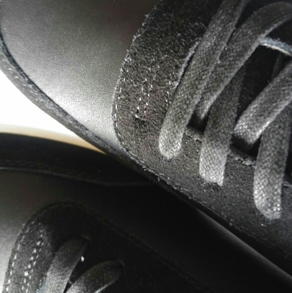 Shoes - Picture 6 of 8